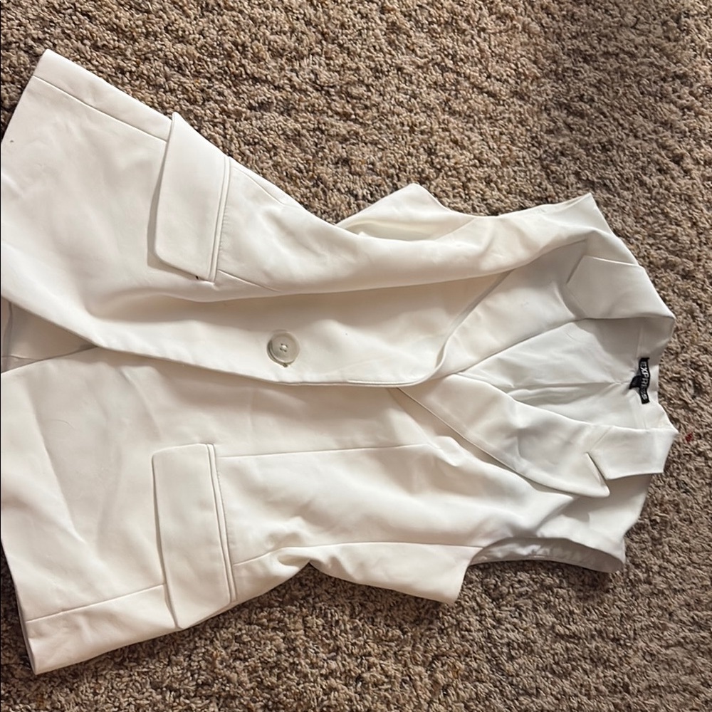 Express White Sleeveless Blazer